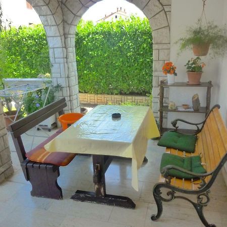 Studio Apartment Ozi Rovinj Exterior photo
