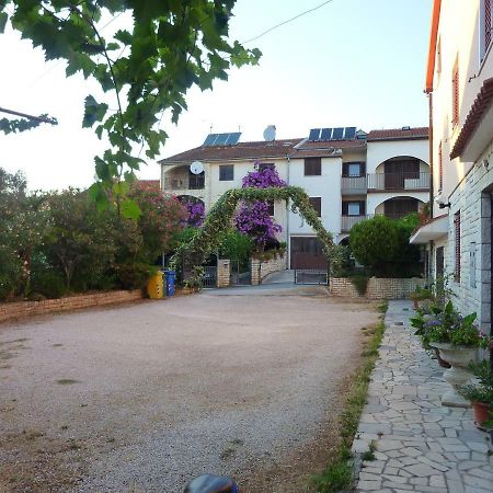 Studio Apartment Ozi Rovinj Exterior photo
