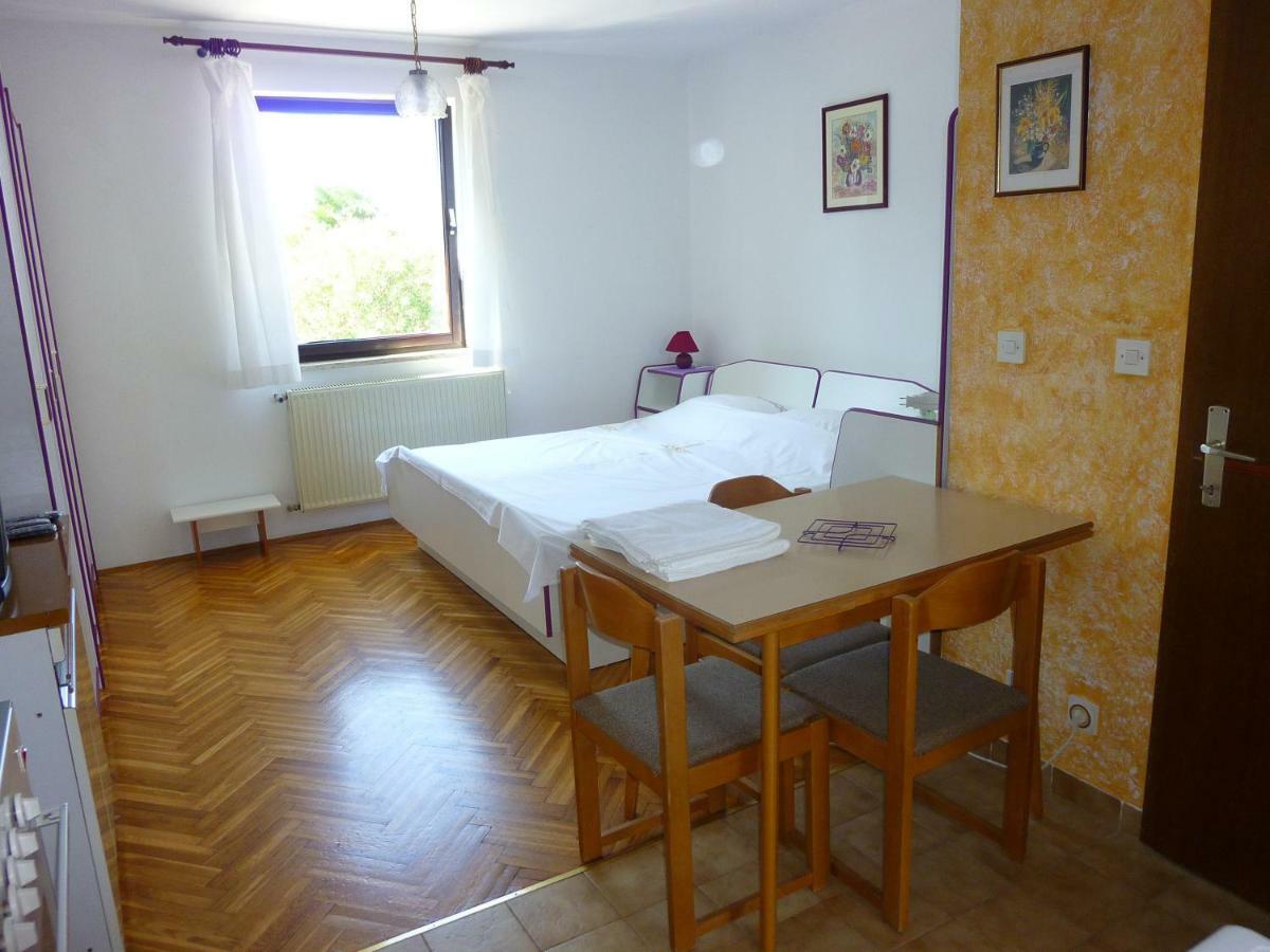 Studio Apartment Ozi Rovinj Exterior photo