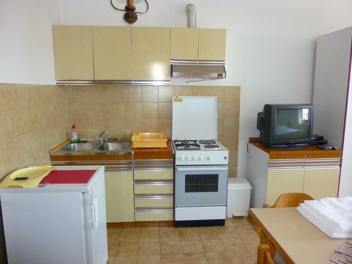 Studio Apartment Ozi Rovinj Exterior photo